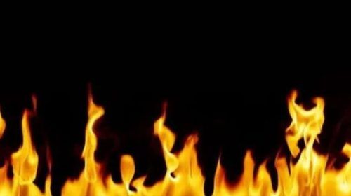 ঘুমন্ত স্ত্রী-সন্তানসহ ৬ জনকে পেট্রল ঢেলে আগুন, মা-ছেলের মৃ'ত্যু 2 FB IMG 1761714981750 - Bd Sylhet News