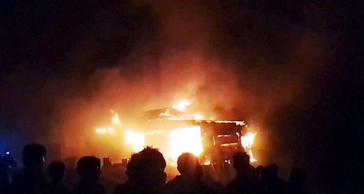 akhra bajare ognikand 1776841568 - Bd Sylhet News